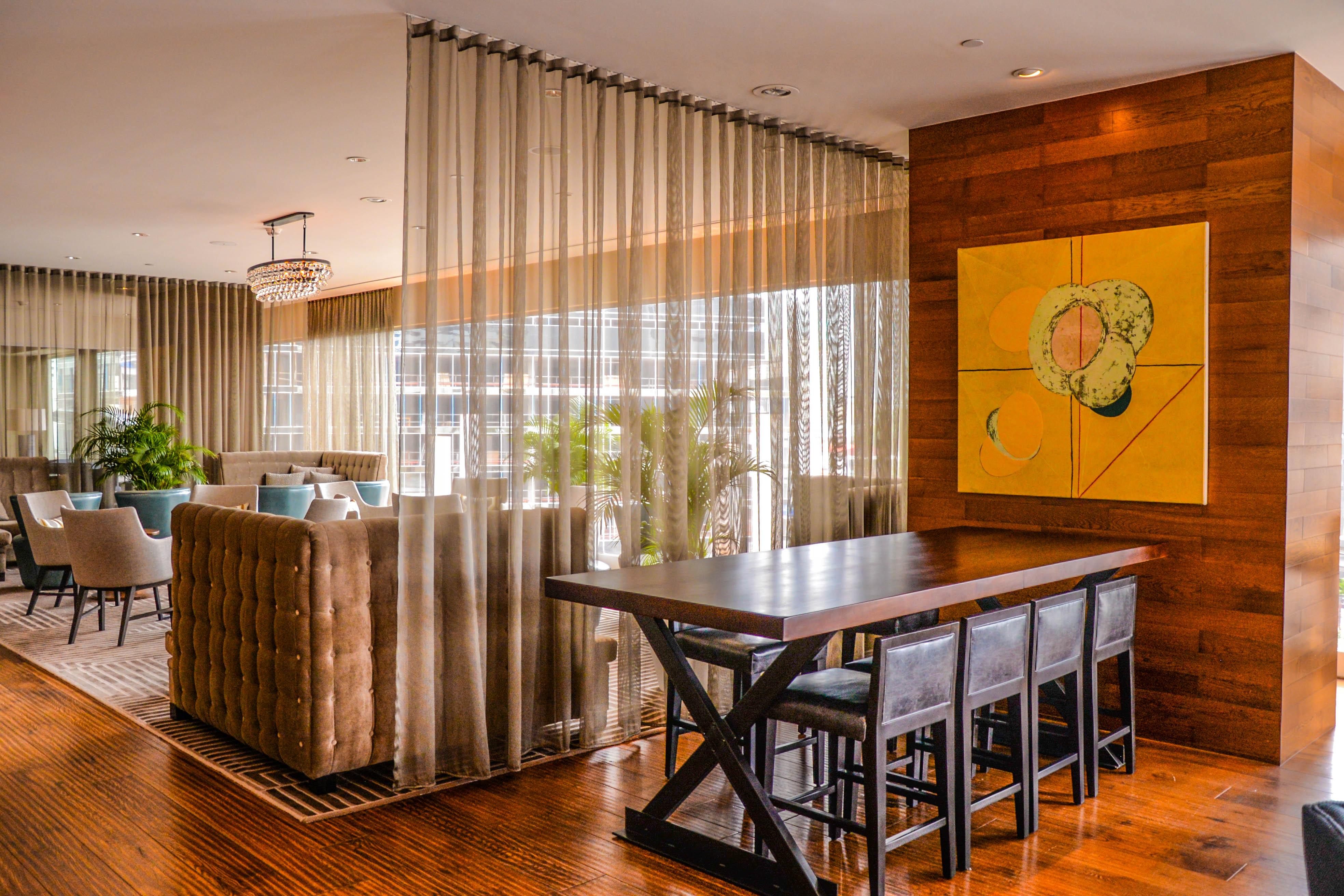 Bristol Panama, A Registry Collection Hotel Luaran gambar A room divider in a living room