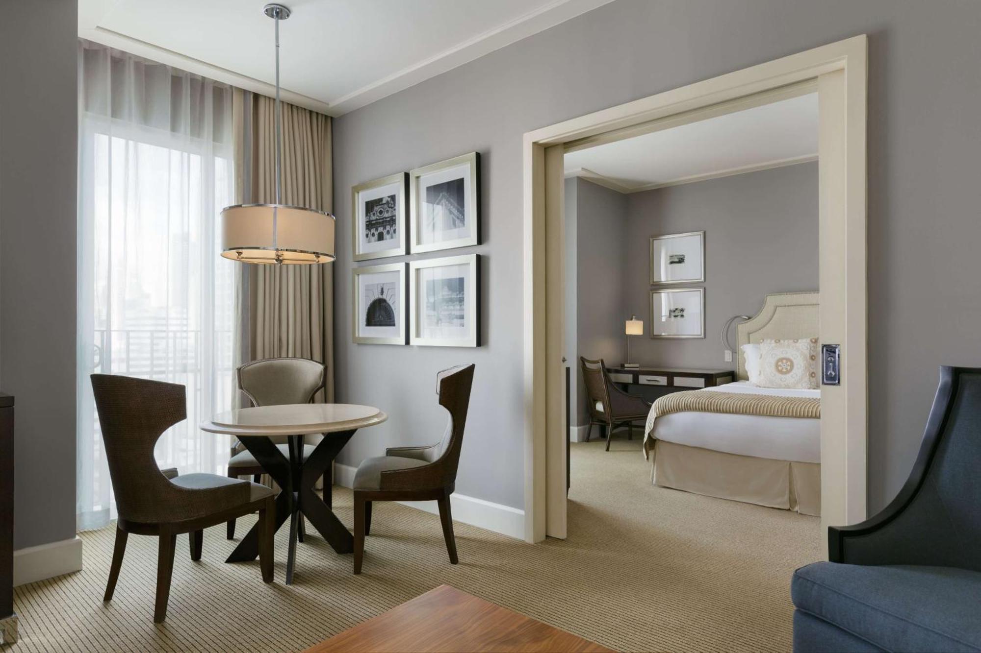 Bristol Panama, A Registry Collection Hotel Luaran gambar A suite at the Four Seasons Hotel