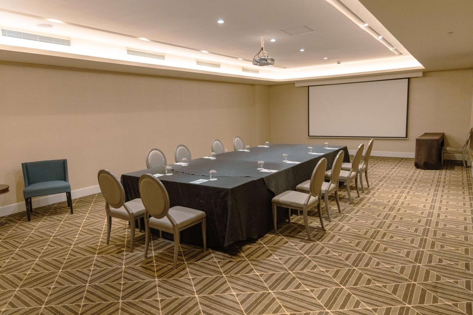 Bristol Panama, A Registry Collection Hotel Luaran gambar Meeting room